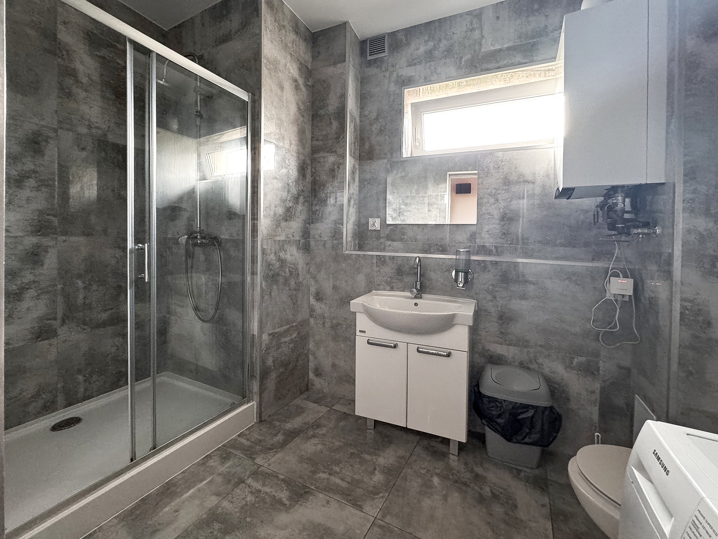 noclegi Legnica hrleasing.pl blisko LSSE