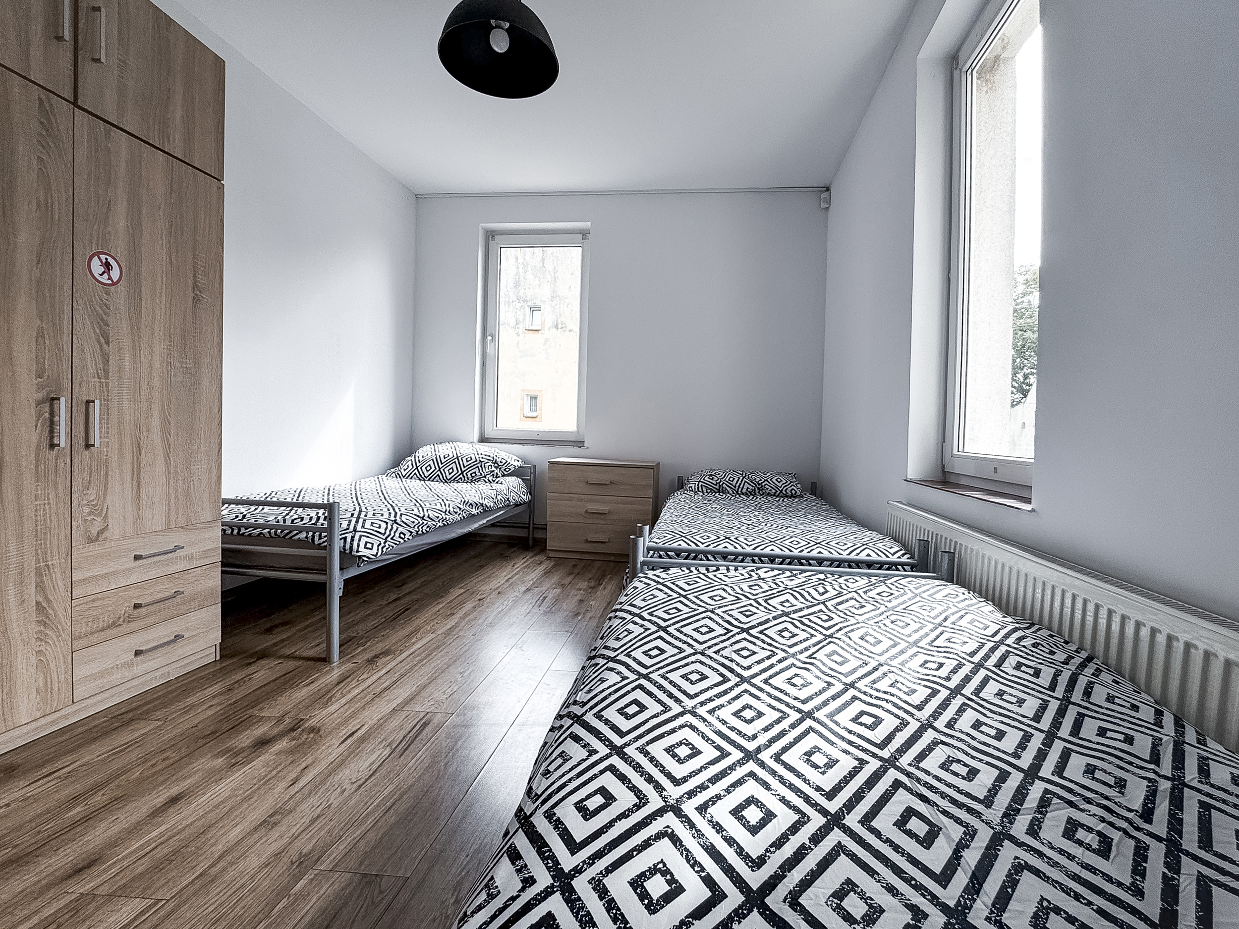 noclegi Legnica hrleasing.pl blisko LSSE